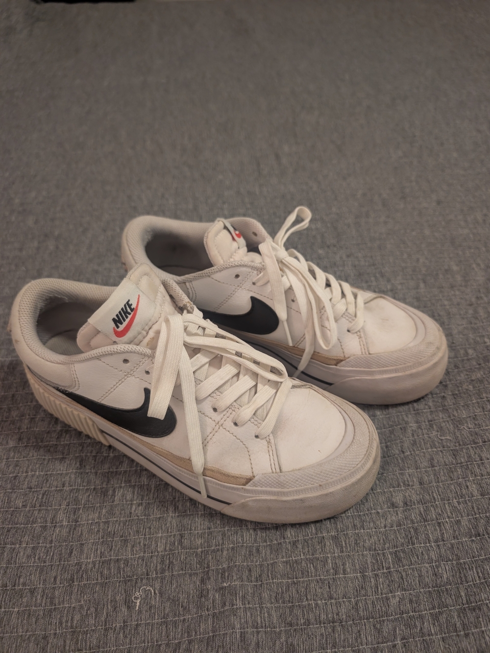 Nike Court Legacy Lift -W7.5